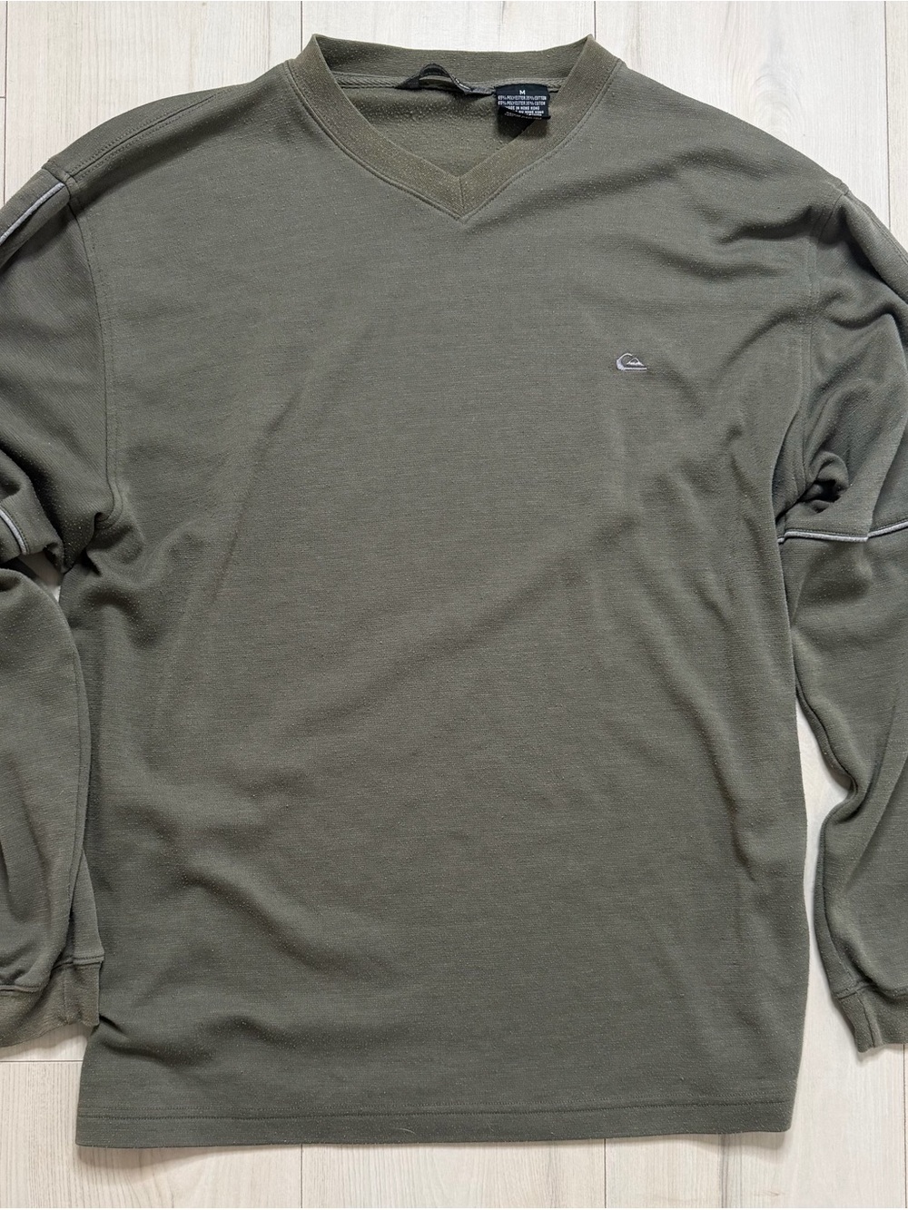 Quiksilver Men's V-Neck Sweater in Olive